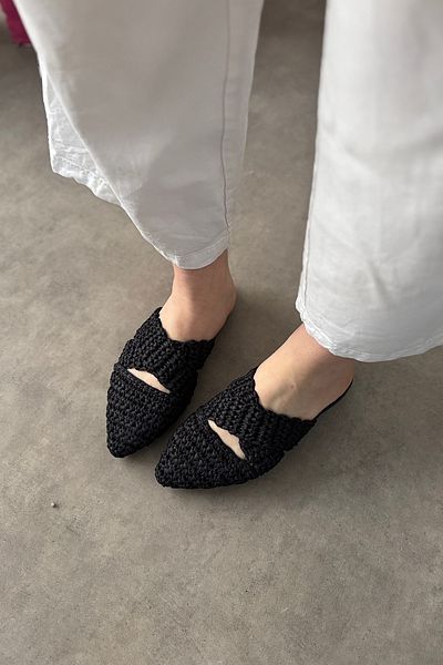 SHOEBELLAS Mens Black Knitted Detailed Women's Slippers