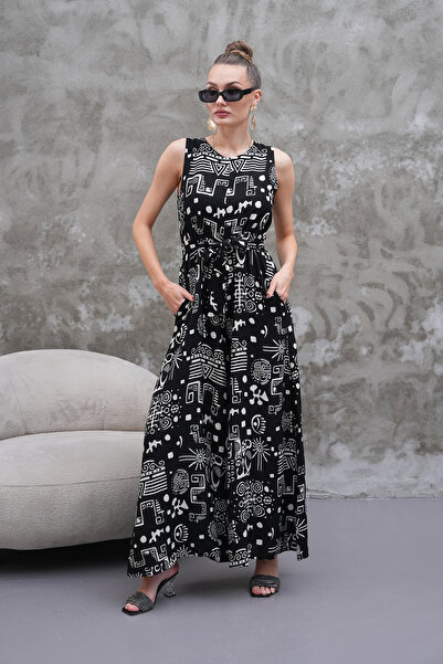 NAVY Sleeveless Belted Jumpsuit