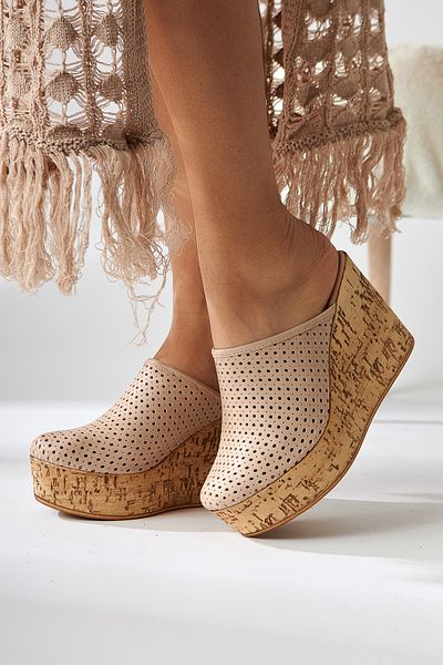 Limoya Viana Nud Closed Front Wedge Heeled Women's Slippers