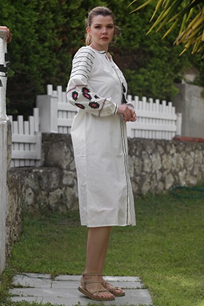 Chiccy Ecru Round Neck Balloon Sleeve Slit Stripe Embroidered Casual Woven Dress 115 55