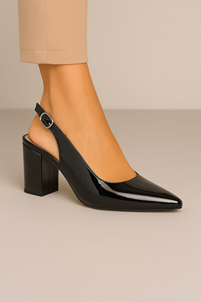 Venardi حذاء بكعب من الجلد اللامع