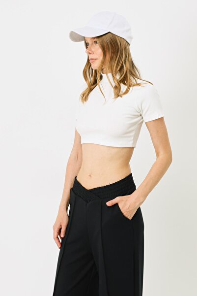 C&City Ecru Women's Crop Blouse - Short Sleeve, Stand Collar 922