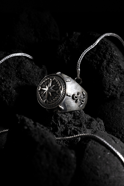 Zefir Kompas Detaylı Gümüş Yüzük