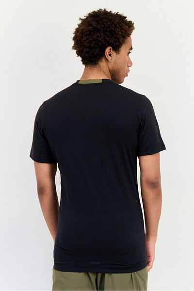adidas Men Sportswear Fit Short Sleeve Training T-shirt, Black
