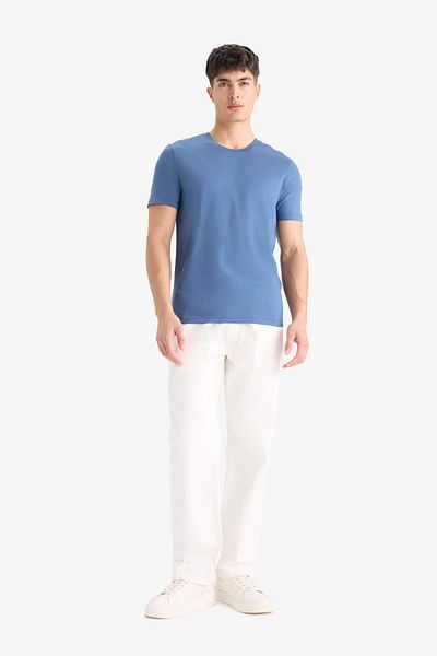 DeFacto Slim Fit Slim Fit Crew Neck Εύκαμπτο ύφασμα κοντομάνικο μπλουζάκι E2635ax25sm