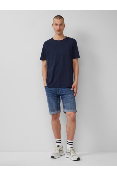 QS by s.Oliver Pantaloni scurți Q/S by s.Oliver pentru bărbați, model John, croială regulată, talie medie, albastru închis