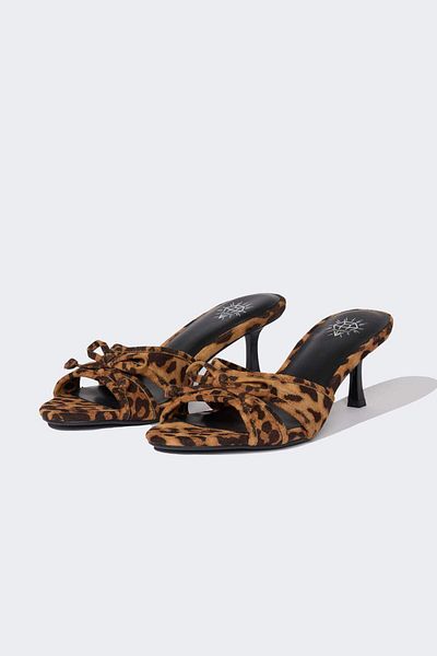 DeFacto Papuci cu toc cu talpă înaltă cu model leopard pentru femei E2507AX25SM