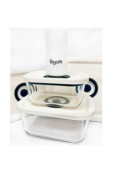 Bigatti Norris Cream Glass Vacuum Storage Container Set (4 Storage Containers + Vacuum Device)