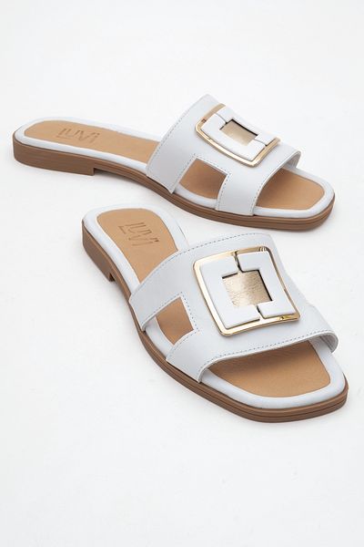LuviShoes MILLYE شبشب نسائي بإبزيم من الجلد الطبيعي باللون الأبيض