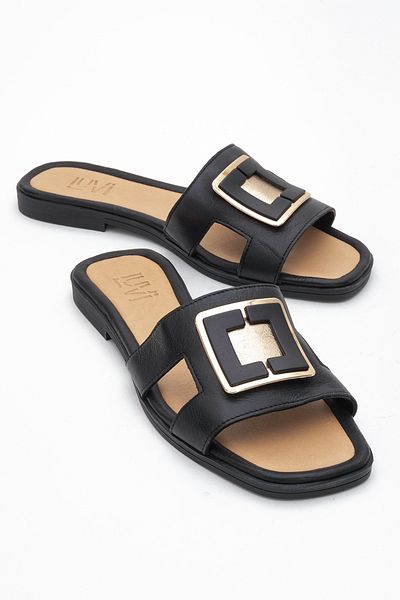 LuviShoes Γυναικείες παντόφλες MİLLİE Μαύρες από γνήσιο δέρμα με αγκράφα