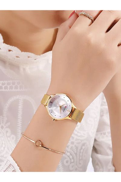 Curren 9036 Beautiful Analog Quartz Wrist Watch for Ladies Gold