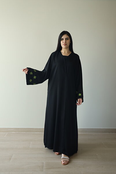 LINELLE عباية نسائية - تطريز على الأكمام بأوراق البرسيم الأربع - عباية سوداء