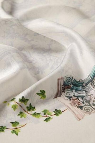 ipekevi İpekevi 1330 Juliet's Garden Tivil Silk Scarf