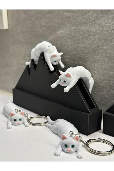 Wuun Store White Animated Cute Cat Keychain