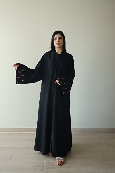 LINELLE عباية نسائية - عباية سوداء مطرزة بالورود الحمراء