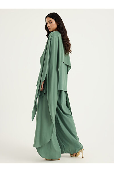 Store Wf Green 2-Piece Set with Cape Detail