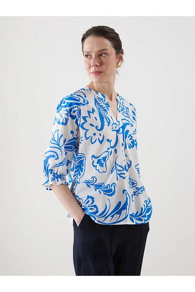 LC Waikiki Lcwaikiki Classic Blue Runaway Collar Floral Women's Blouse