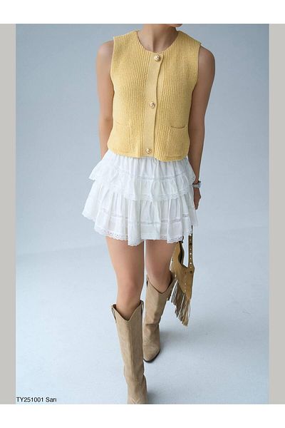 Coral Zero Sleeve Knitwear Vest Yellow