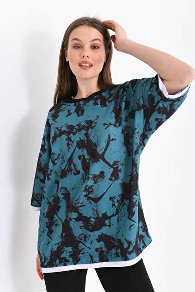 MOVİMENT Унісекс Темно-синя широка модель футболка з батиковим принтом