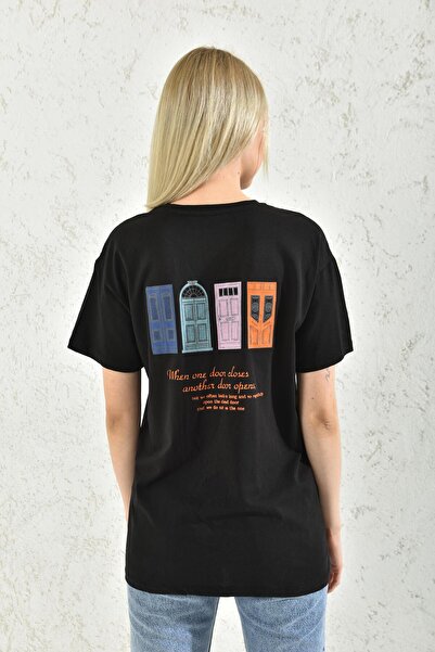 MOVİMENT Μαύρο κοντομάνικο μπλουζάκι με τύπωμα