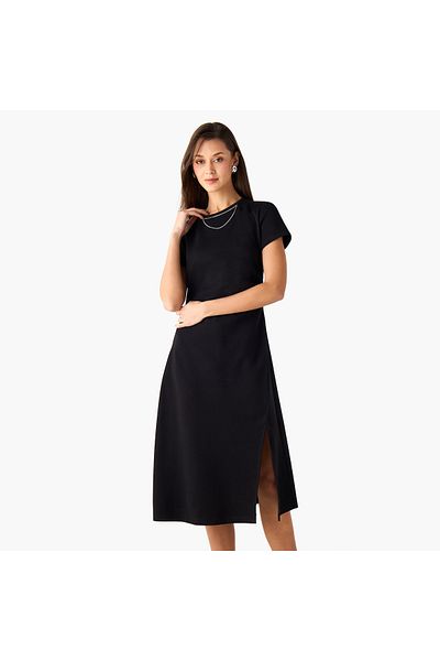 FAV Ruched Detail T-shirt Dress with Slit and Chain Accent