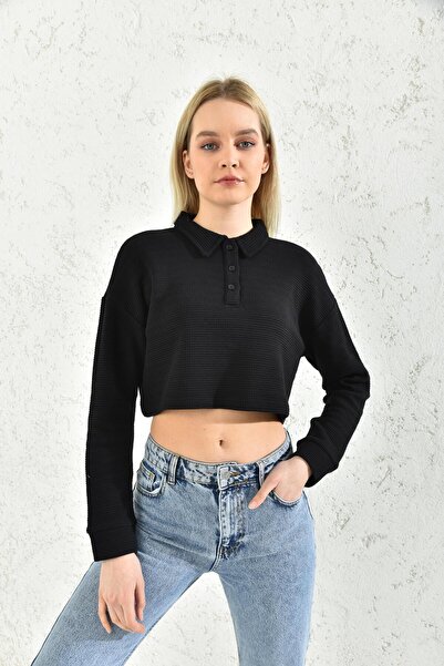 MOVİMENT Bluză crop neagră cu guler polo