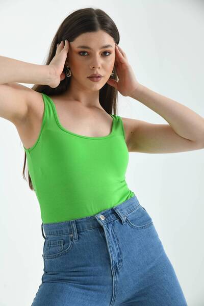 MOVİMENT Body verde cu bretele groase și cu închidere cu capsă