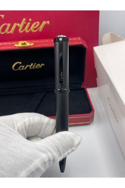 Cartier A distinctive and elegant Cartier pen