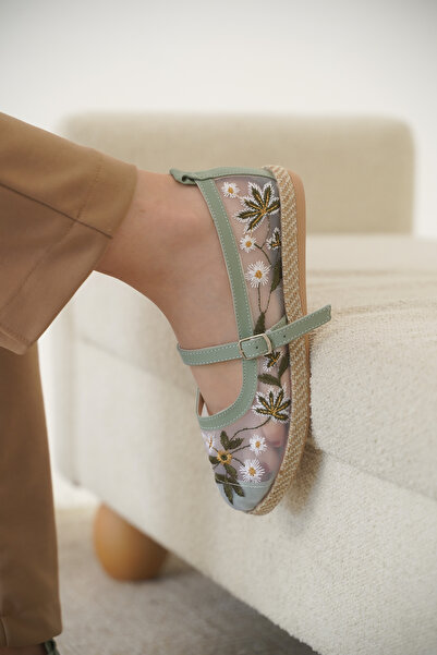Cananın Pabuçları Kcl 90-90 Flower Embroidered Ballet Flats