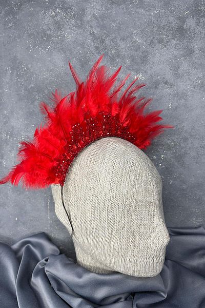 Hayalperest boncuk Arden bridal henna crown with red feather crystal beads
