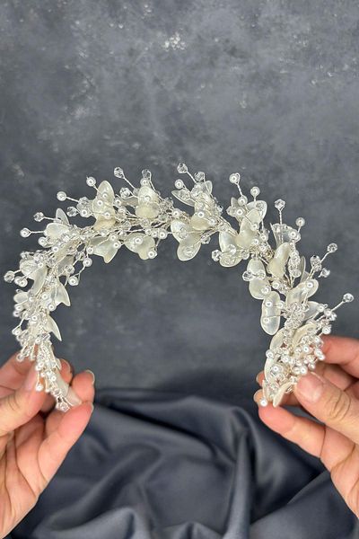 Hayalperest boncuk Verassi Mine Embroidered Pearlescent Crystal Bridal Crown Hair Accessory