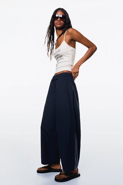 Bershka Cropped barrel trousers