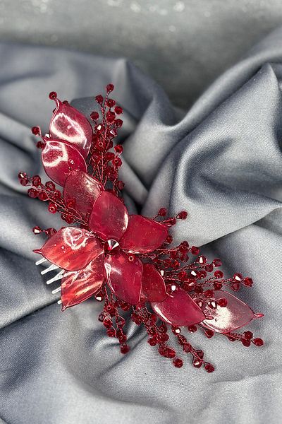 Hayalperest boncuk Burgundy Pearlescent Essence Scalloped Bridal Hair Accessory