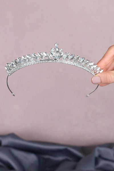 Hayalperest boncuk تاج الحناء ذو اللون الفضي مع حجر مكوك رفيع