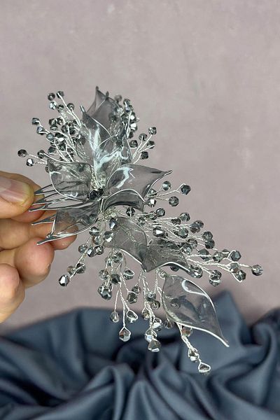 Hayalperest boncuk Anthracite gray pearlescent scalloped bridal hair accessory