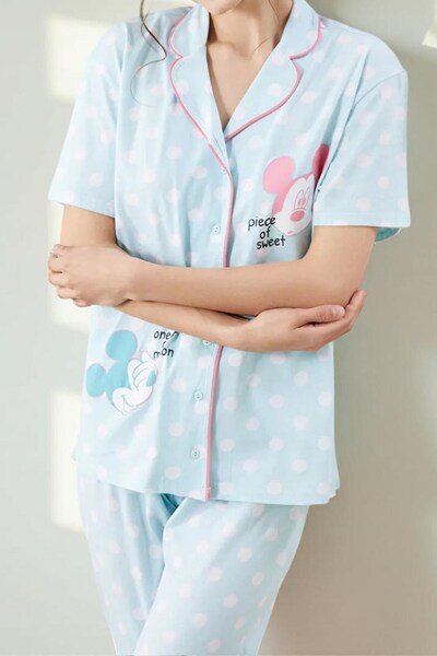 Kübra Tekstil Kadın Mavi Puantiyeli Mickey Mouse Desenli Kısa Kollu Yazlık Pamuklu Pijama Takımı
