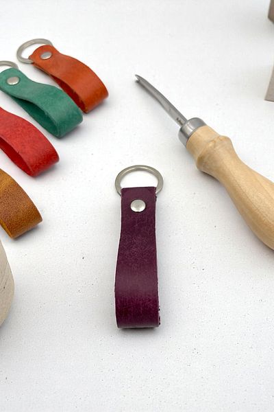 pepuza Genuine Leather Root Series Keychain Purple