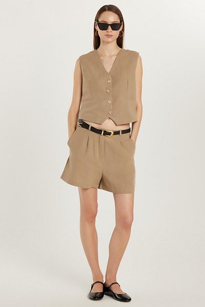 Tudors Women's Regular Fit Classic Cut Zero Sleeve Double Breasted Collar Buttoned Beige Vest Shorts Set