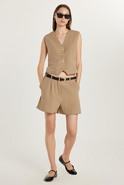 Tudors Women's Regular Fit Classic Cut Zero Sleeve Double Breasted Collar Buttoned Beige Vest Shorts Set