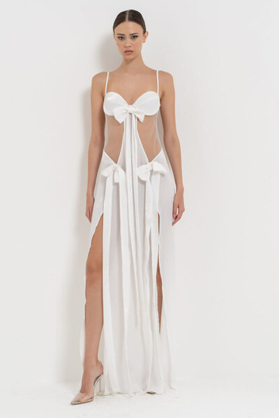 Kikiriki Off white Kurdela Detaylı Yırtmaçlı Elbise