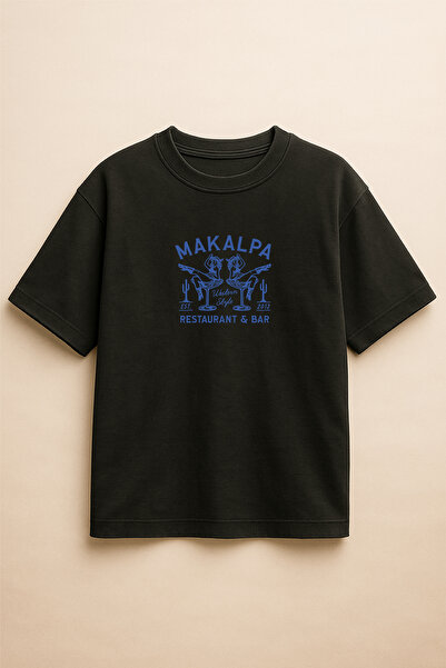 Altair Tr تي شيرت أسود اللون كبير الحجم مطبوع عليه Makalpa Western Style للجنسين