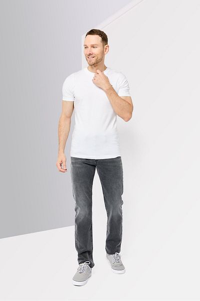 Diesel Men Regular Fit Washed Stretchable Jeans, Grey
