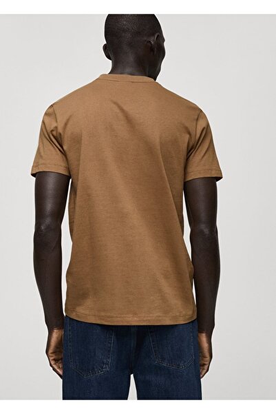 MANGO Man Μπλουζάκι με λεπτή εφαρμογή από 100% βαμβακερό γιακά