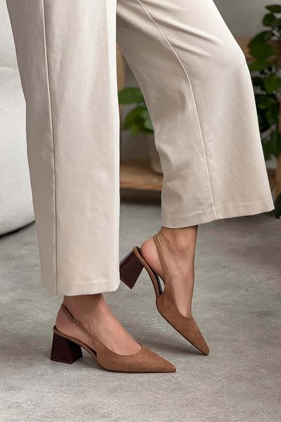 NİŞANTAŞI SHOES Ketrin Tan Suede Women's Heeled Shoes with Ankle Buckle Detail