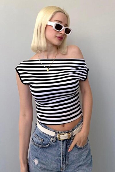 Seeh Μαύρο μπλουζάκι με ρίγες ώμου Sh235