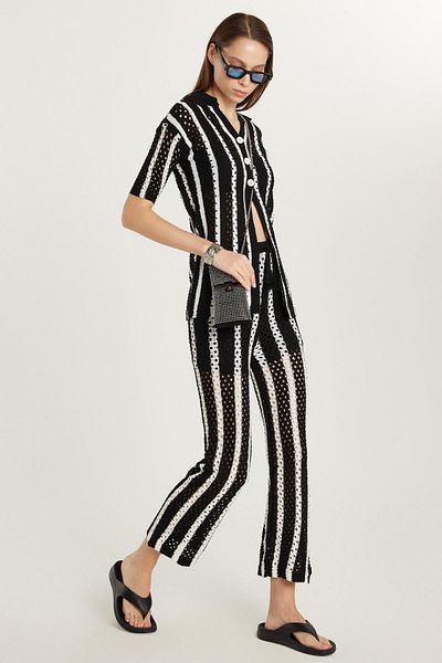 Tudors Women's Standard Fit Short Sleeve V Neck Button Knitted Detail Striped Suit