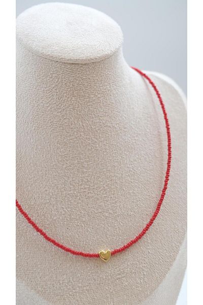 Jerie Gold Mini Heart Detailed Red Bead Necklace