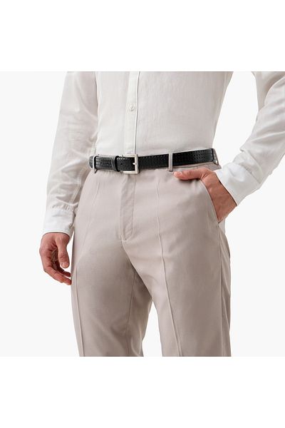 FAV Textured Leather Belt with Pin Buckle Closure