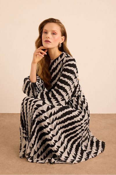 Aker Geometric Patterned Pleated Woven Dress