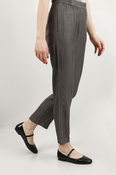 GÖNDERİ(R) Schwarze Ballerina-Ballerinas aus faltigem Lackleder mit Thermosohle für Damen